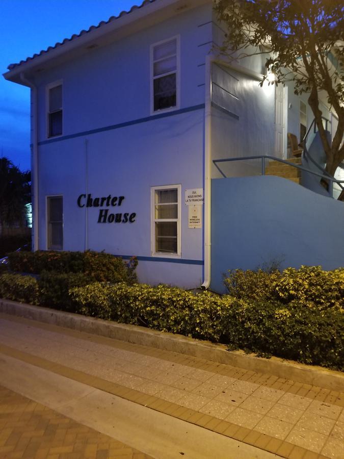 Charter House Hollywood Bagian luar foto